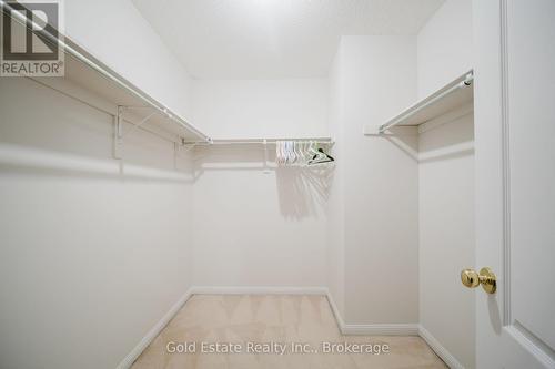 1627 Samuelson Circle, Mississauga, ON - Indoor With Storage
