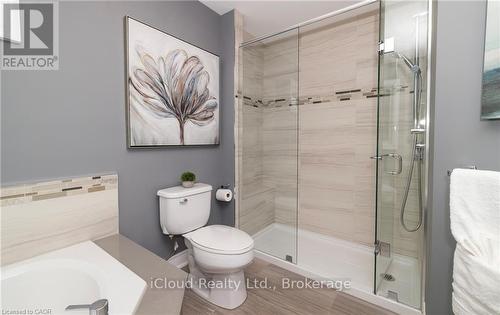 9305 Eagle Ridge Drive, Niagara Falls, ON - Indoor Photo Showing Bathroom