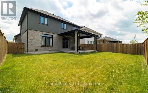 9305 Eagle Ridge Drive, Niagara Falls, ON - Outdoor