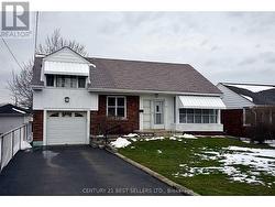 64 GLENVIEW DRIVE  Hamilton, ON L8G 2L6