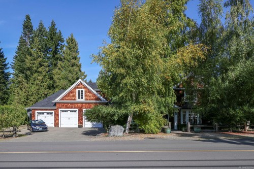 563 Eaglecrest Dr, Qualicum Beach, BC 