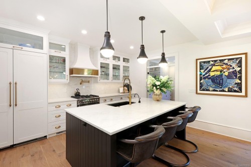 563 Eaglecrest Dr, Qualicum Beach, BC 