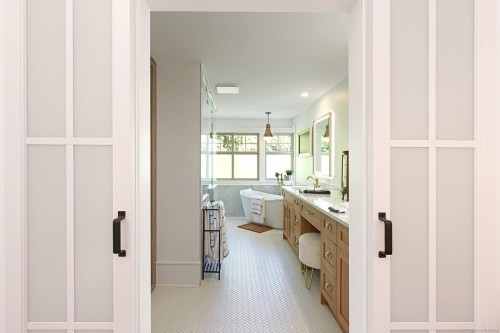 563 Eaglecrest Dr, Qualicum Beach, BC 