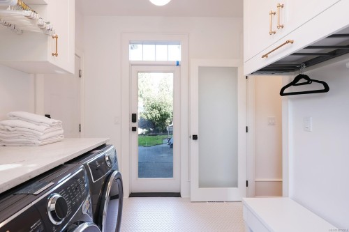 563 Eaglecrest Dr, Qualicum Beach, BC 