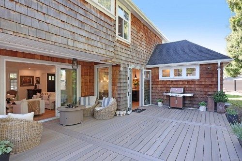 563 Eaglecrest Dr, Qualicum Beach, BC 