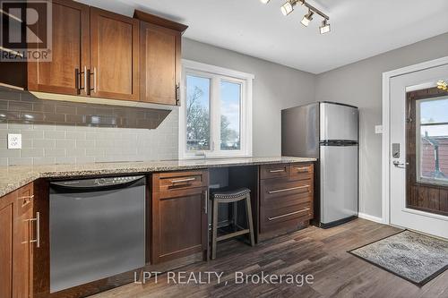99 Inkerman Street, London East, ON - Indoor Photo Showing Kitchen