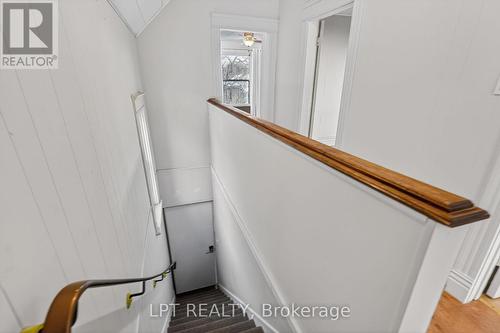To Upper Unit - 99 Inkerman Street, London East, ON - Indoor Photo Showing Other Room