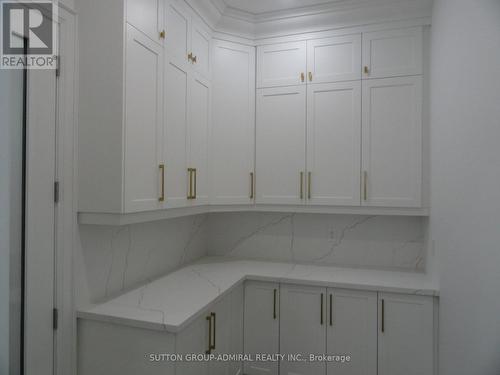 1377 Rometown Drive, Mississauga, ON - Indoor Photo Showing Other Room