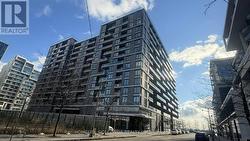 522 - 1 EDGEWATER DRIVE  Toronto, ON M5A 0L1