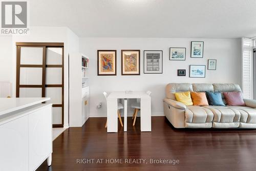 1611 - 2545 Erin Centre Boulevard, Mississauga (Central Erin Mills), ON - Indoor