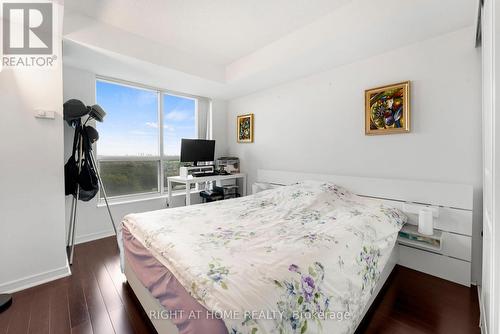 1611 - 2545 Erin Centre Boulevard, Mississauga (Central Erin Mills), ON - Indoor Photo Showing Bedroom