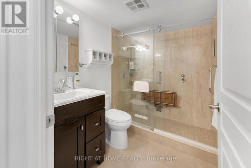 1611 - 2545 Erin Centre Boulevard, Mississauga (Central Erin Mills), ON - Indoor Photo Showing Bathroom