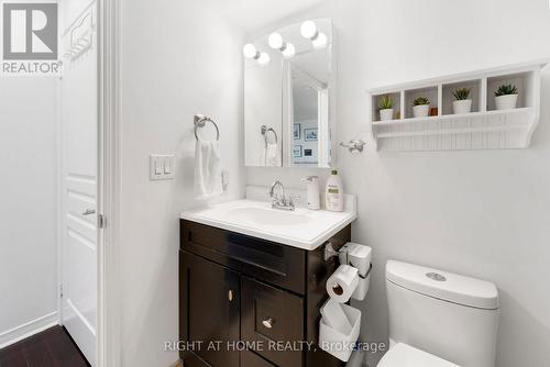 1611 - 2545 Erin Centre Boulevard, Mississauga (Central Erin Mills), ON - Indoor Photo Showing Bathroom