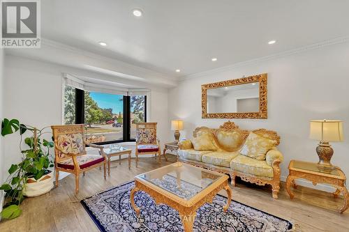 19 Glenabbey Drive, Clarington, ON - Indoor Photo Showing Living Room