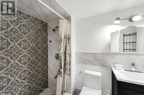 19 Glenabbey Drive, Clarington, ON - Indoor Photo Showing Bathroom