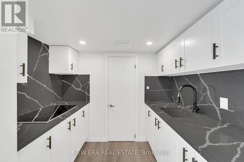 19 Glenabbey Drive, Clarington, ON - Indoor Photo Showing Kitchen