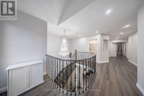 656 Kaiser Drive, Mississauga, ON - Indoor Photo Showing Other Room