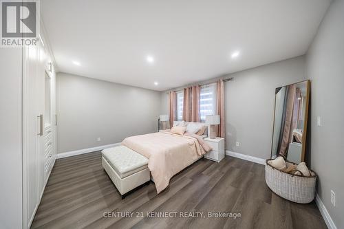656 Kaiser Drive, Mississauga, ON - Indoor