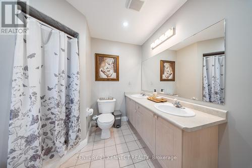 656 Kaiser Drive, Mississauga, ON - Indoor Photo Showing Bathroom