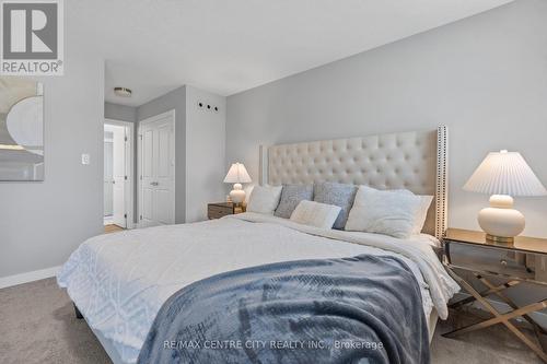 93 Benjamin Parkway, St. Thomas, ON - Indoor Photo Showing Bedroom