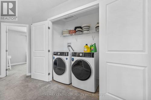93 Benjamin Parkway, St. Thomas, ON - Indoor Photo Showing Laundry Room