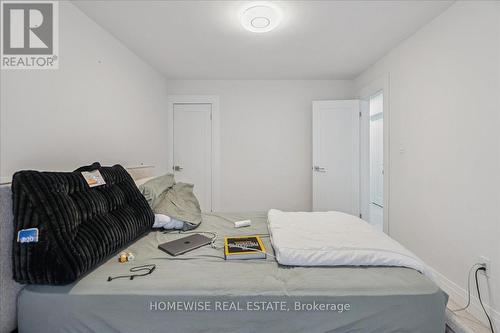 20 Greenaway Avenue, Hamilton, ON - Indoor Photo Showing Bedroom