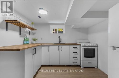 20 Greenaway Avenue, Hamilton, ON - Indoor Photo Showing Other Room