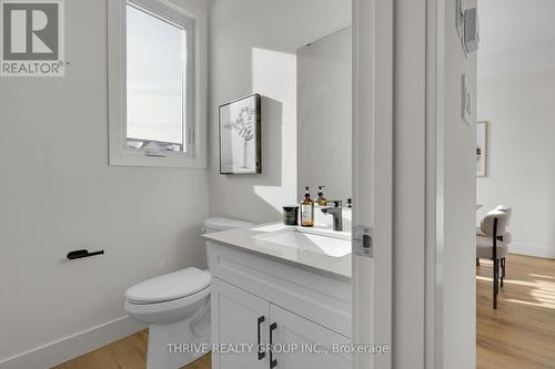 66 - 1595 Capri Crescent, London North (North S), ON - Indoor Photo Showing Bathroom
