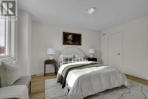 66 - 1595 Capri Crescent, London North (North S), ON - Indoor Photo Showing Bedroom
