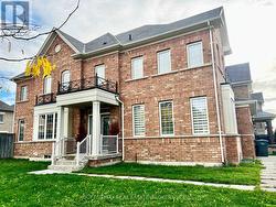 2-42 OGSTON CRESCENT  Whitby, ON L1P 0G9