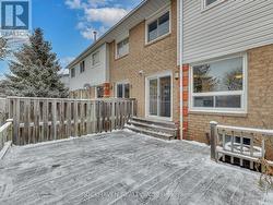 Deck overlooking ravine - 