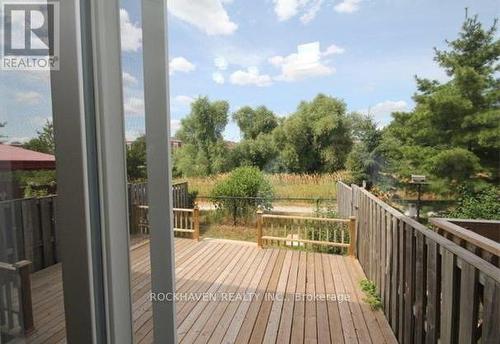 Backyard in summer - 62 - 2350 Grand Ravine Drive, Oakville, ON - Outdoor