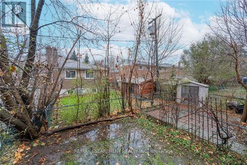 5479 Schueller Crescent, Burlington, ON - Outdoor