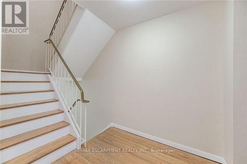 5479 Schueller Crescent, Burlington, ON - Indoor Photo Showing Other Room