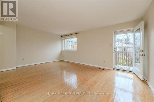 5479 Schueller Crescent, Burlington, ON - Indoor Photo Showing Other Room