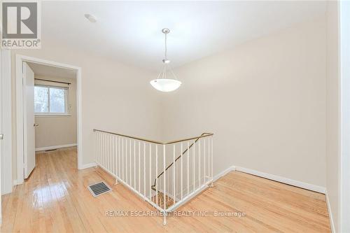 5479 Schueller Crescent, Burlington, ON - Indoor Photo Showing Other Room