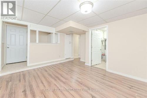 5479 Schueller Crescent, Burlington, ON - Indoor Photo Showing Other Room