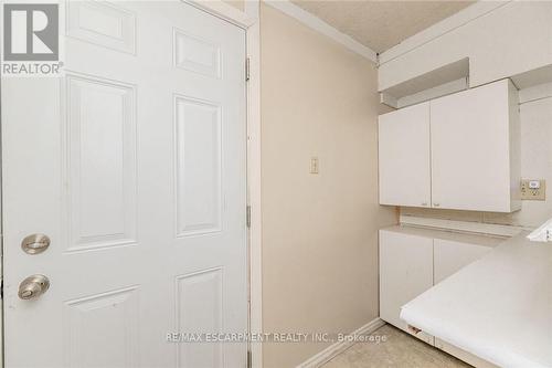 5479 Schueller Crescent, Burlington, ON -  Photo Showing Other Room