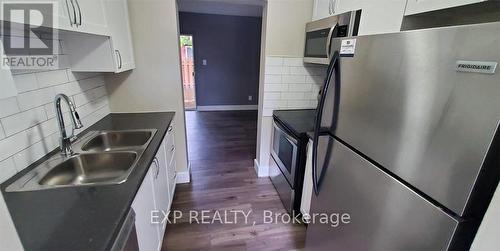 24 - 33 BERKLEY DRIVE , St. Catharines (Carlton/Bunting), Ontario L2M 6T8 4