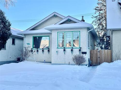 811 Sherburn St, Winnipeg, MB 