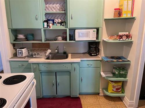 811 Sherburn St, Winnipeg, MB 