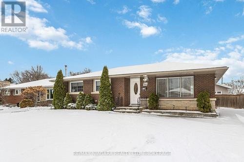 64 WOODELM DRIVE  St. Catharines (Carlton/Bunting), ON L2M 4N3