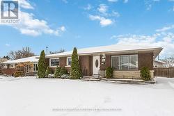 64 WOODELM DRIVE  St. Catharines (Carlton/Bunting), ON L2M 4N3