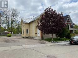 1 - 49 MADISON AVENUE N  Kitchener, ON N2H 2Z5