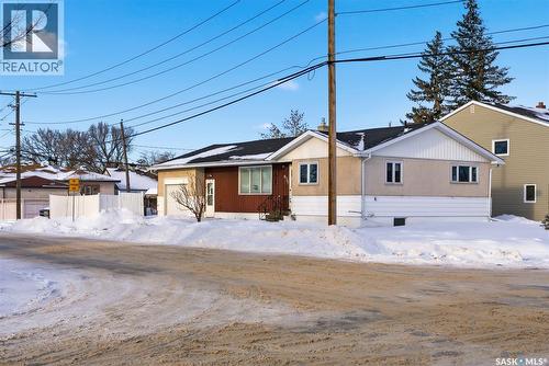 1020 9Th Avenue E, Regina, SK - Outdoor