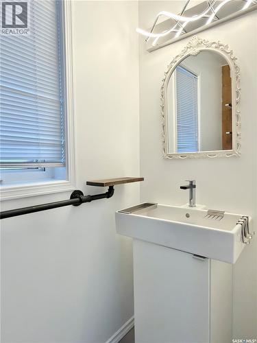 538 Carter Way, Saskatoon, SK - Indoor Photo Showing Bathroom