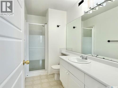 538 Carter Way, Saskatoon, SK - Indoor Photo Showing Bathroom