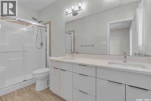 201 3581 Evans Court, Regina, SK - Indoor Photo Showing Bathroom