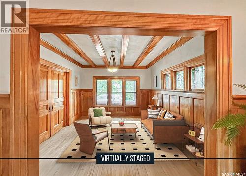 735 Sidney Street E, Swift Current, SK - Indoor