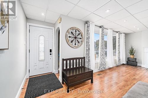 17 Eastwood Avenue N, Oshawa (Samac), ON - Indoor Photo Showing Other Room